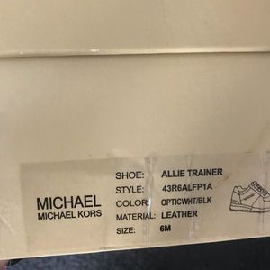 Michael Kors Sneakers